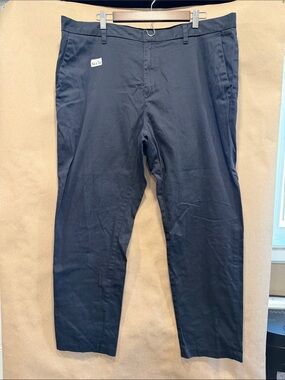 Amazon Essentials Black Men's Chinos - Straight Fit